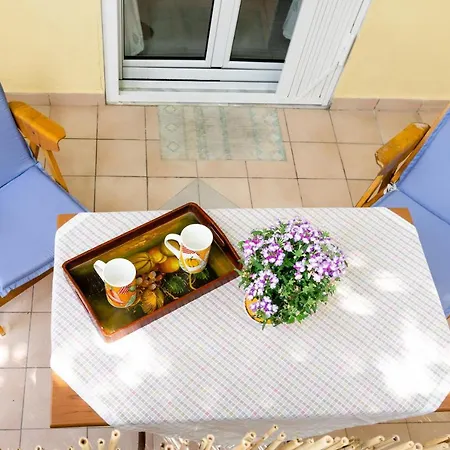 Appartement Irene Seafront Neoi Epivatai