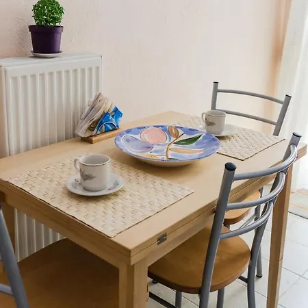 Irene Seafront Lägenhet *