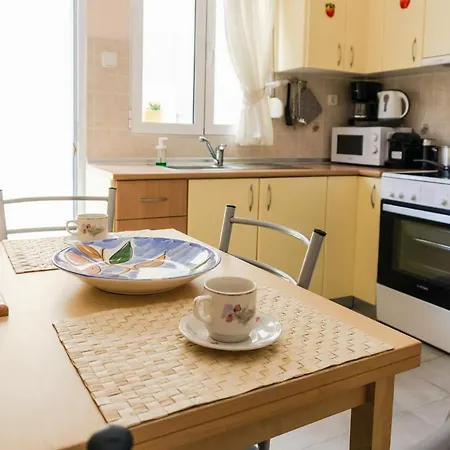 Irene Seafront * Neoi Epivatai